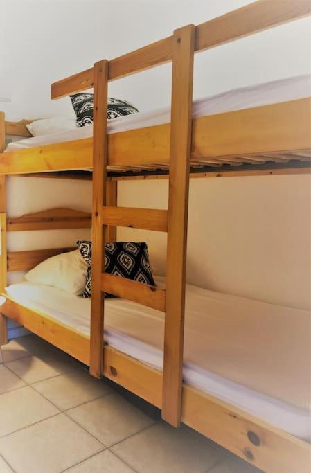Studio Cabine Climatise 800 M De La Plage Et Des Commerces Bormes-les-Mimosas Buitenkant foto